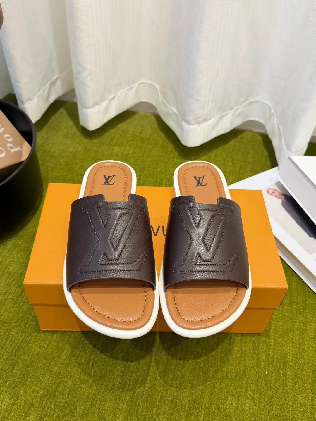 Louis Vuitton Spring and summer new style slippers men s sandals