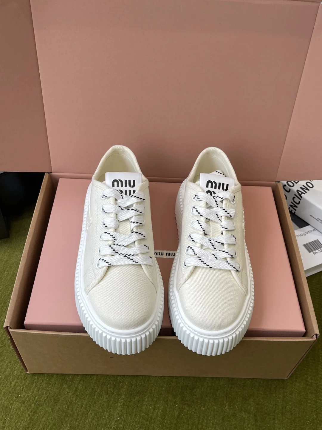 MIU MIU Spring and summer new mesh biscuit thick-soled shoes women s casual shoes