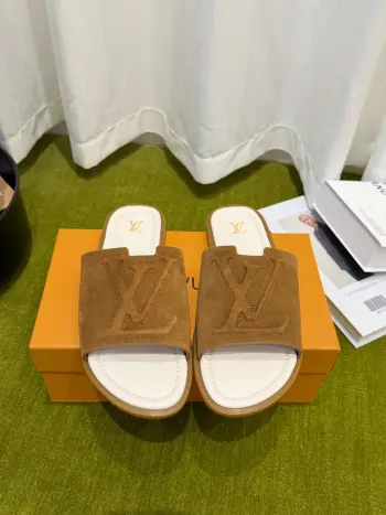 Spring and summer new style slippers men s sandals Replica Louis Vuitton Mens Sandals and Slides
