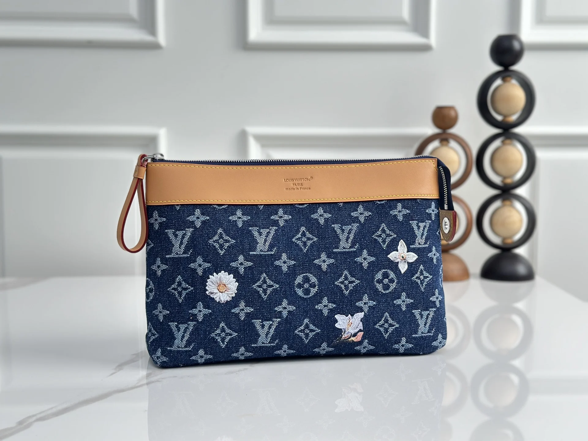 Louis Vuitton M27559 Blue Denim Handbag Women s Clutch Louis Vuitton M27559 Blue Denim Handbag Women s Clutch