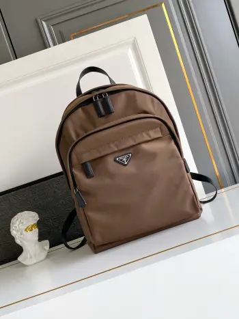 2VZ048 New Style Backpack Backpack Replica Prada backpacks