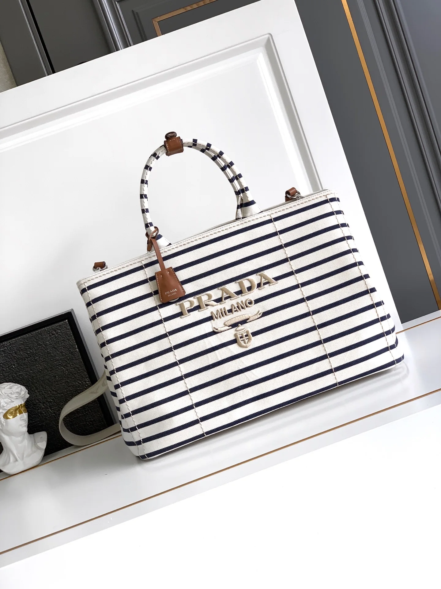Prada 2VG131 Canvas Tote Bag Men s Crossbody Bag Prada 2VG131 Canvas Tote Bag Men s Crossbody Bag