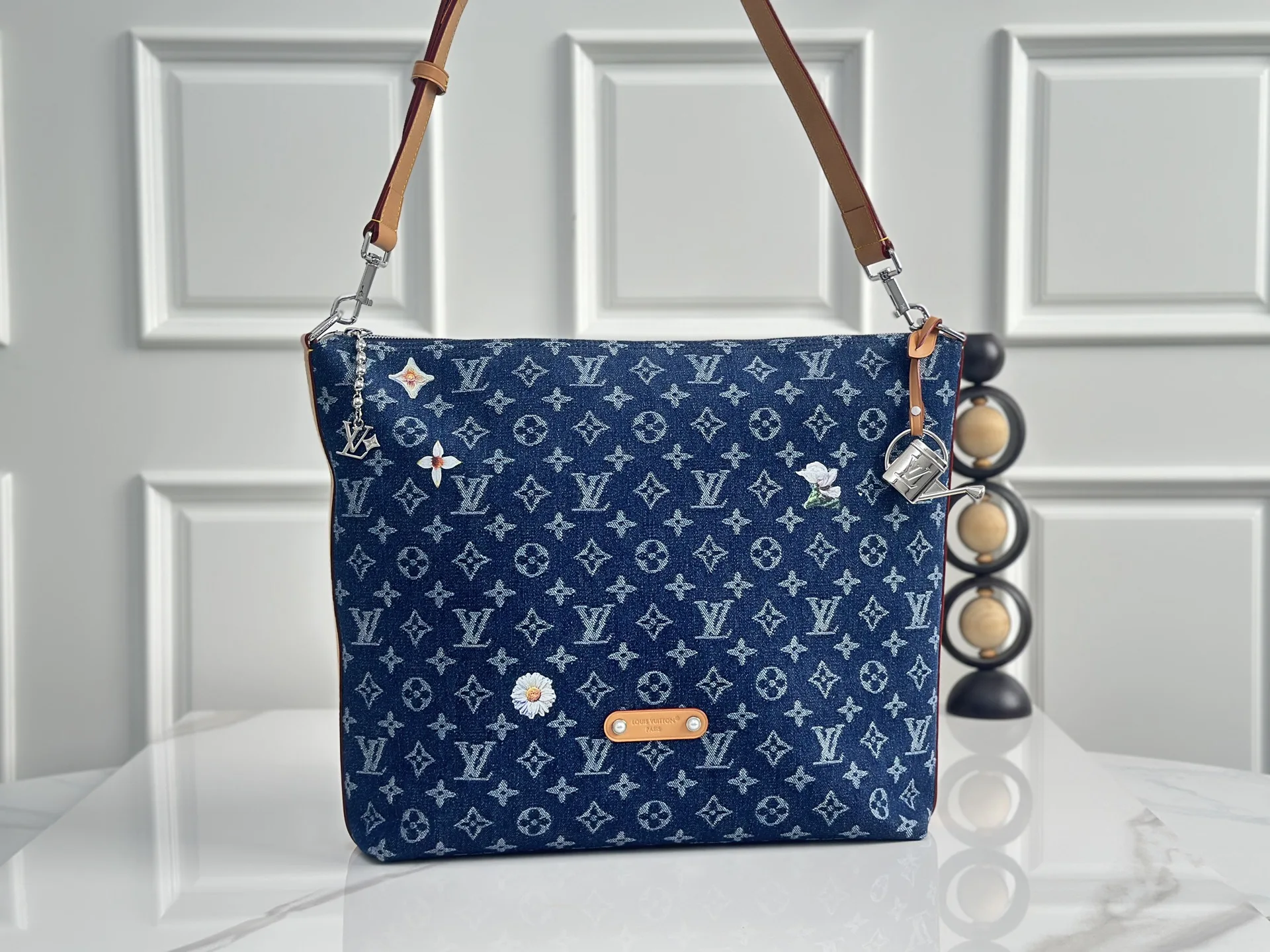 Louis Vuitton M27555 Blue Denim Shoulder Bag Women s Shoulder Bag Louis Vuitton M27555 Blue Denim Shoulder Bag Women s Shoulder Bag