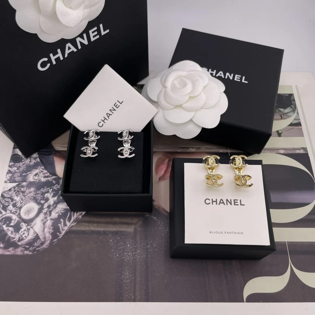 Chanel 216851 Xiangxing C Two-in-One Earrings Chanel 216851 Xiangxing C Two-in-One Earrings