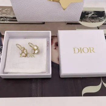 216836 Asymmetric White Shell Four-Leaf Clover Ear Hooks Replica Dior Earrings