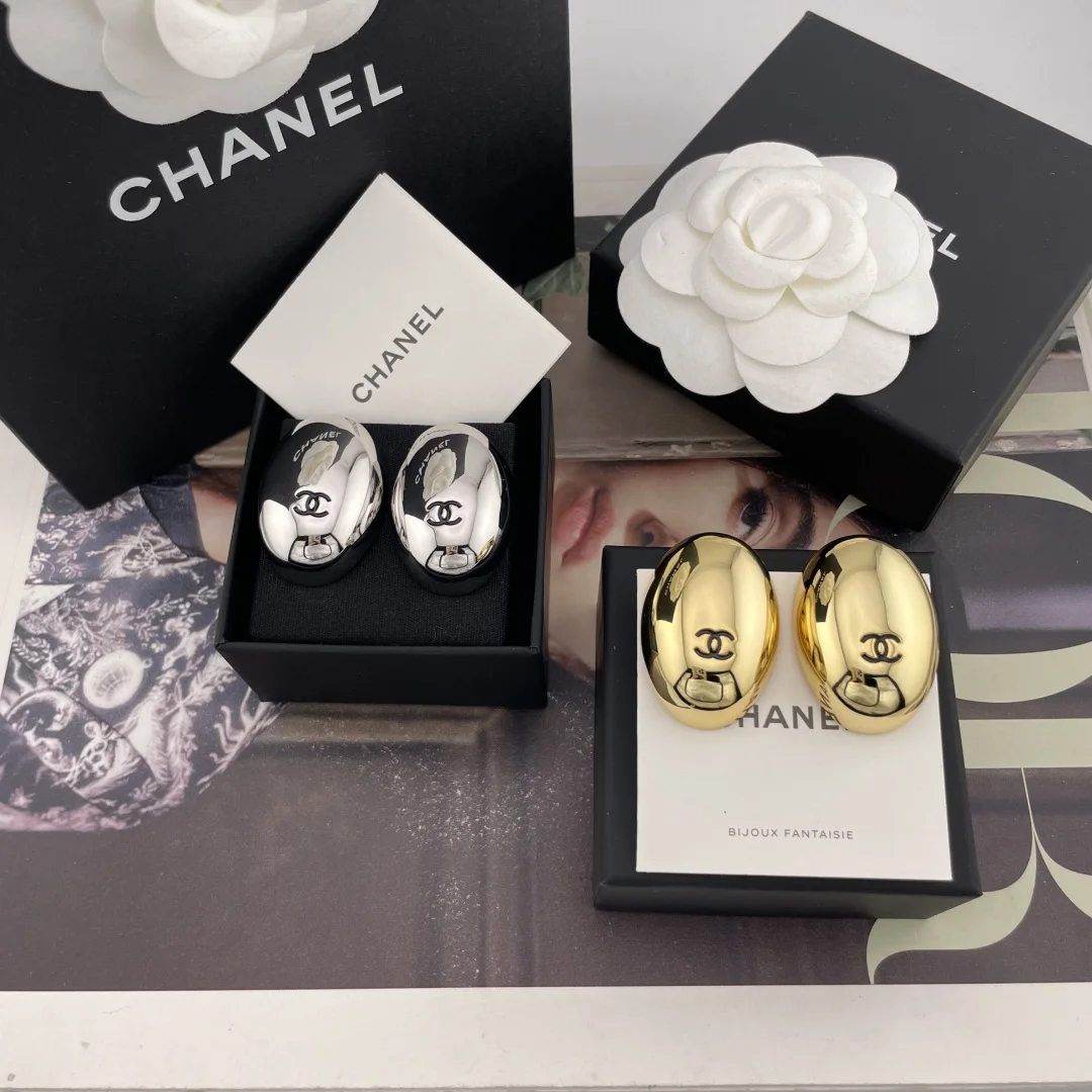 Chanel 216833 Fragrant Pigeon Egg Earrings Gold/Silver Earrings