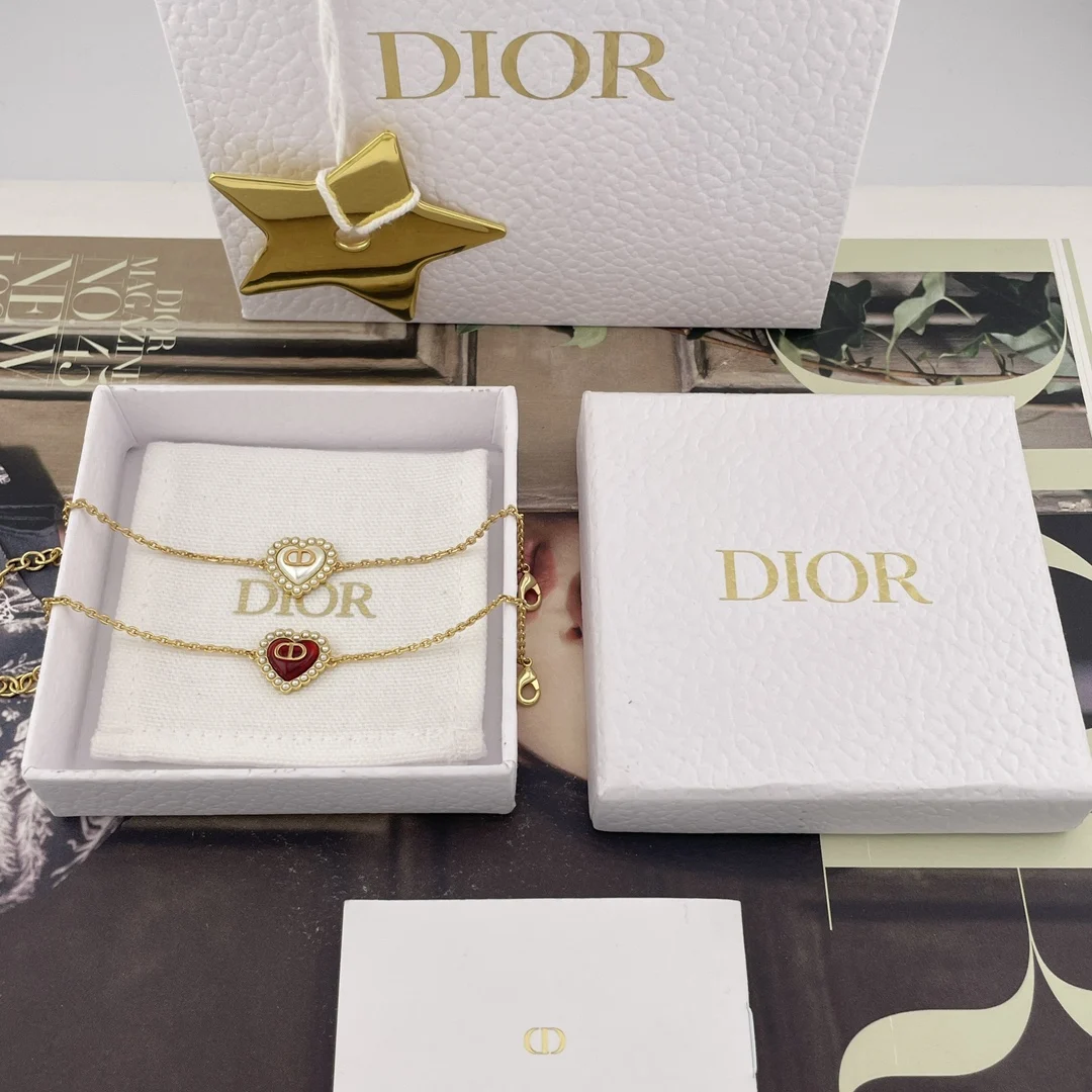 Dior 216577 Enamel Heart Bracelet Bracelet Dior 216577 Enamel Heart Bracelet Bracelet