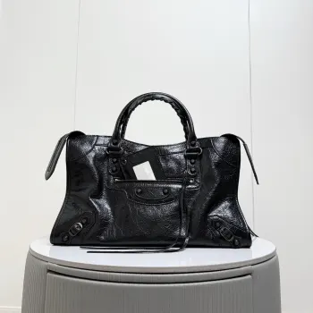 188110 Pleated Leather New Motorcycle Bag Women s Crossbody Bag Replica Balenciaga womens bags