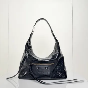 188083 Rivet Tassel Zipper Bag Women s Crossbody Bag Replica Balenciaga womens bags