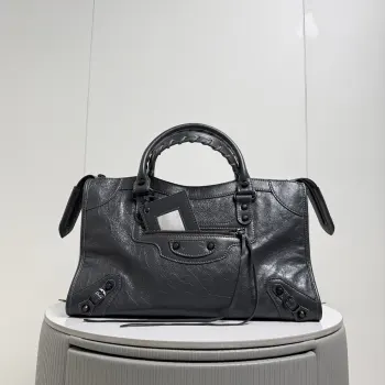 188110 Pleated Leather New Motorcycle Bag Women s Crossbody Bag Replica Balenciaga womens bags