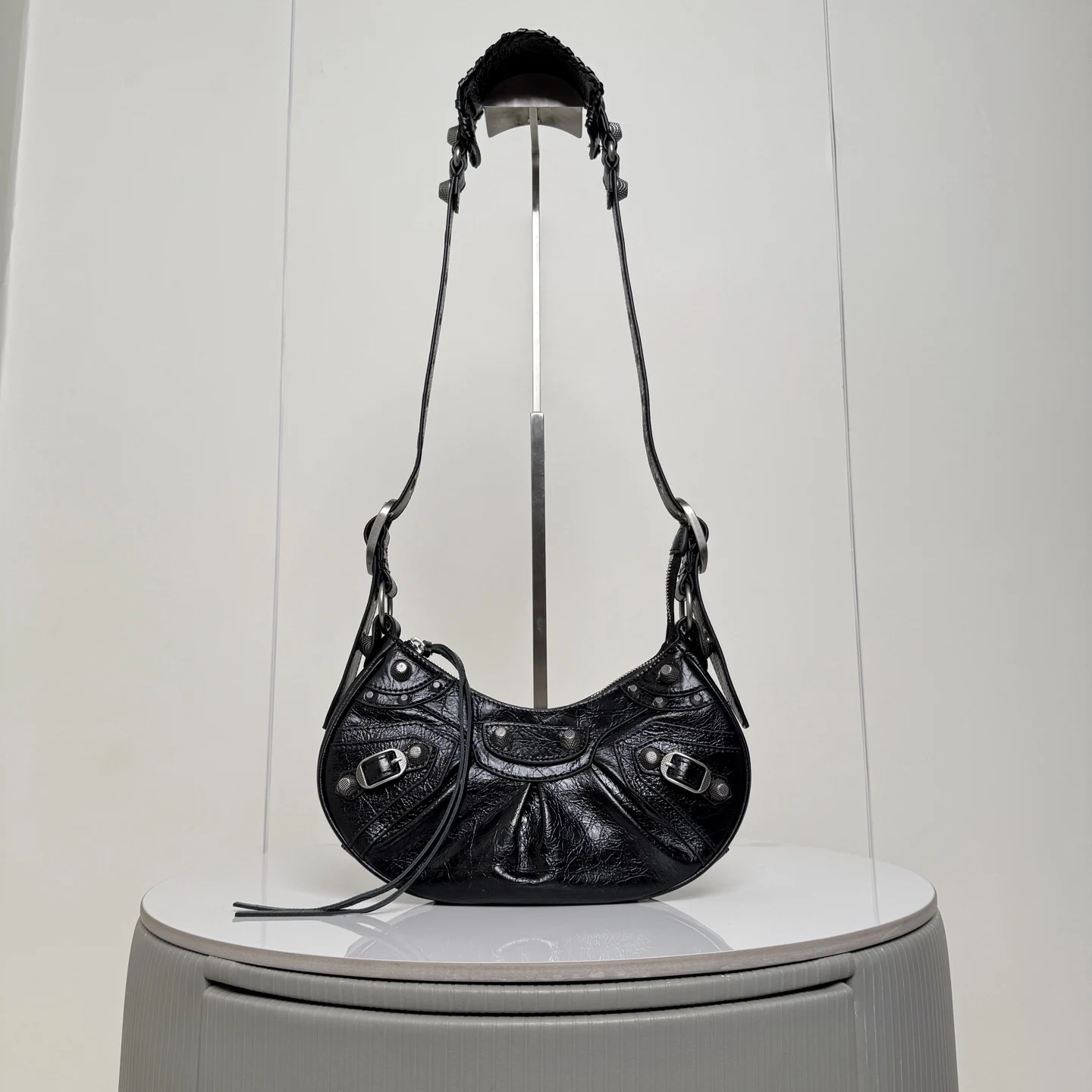 Balenciaga 188097 Classic Moon Bag Women s Crossbody Bag