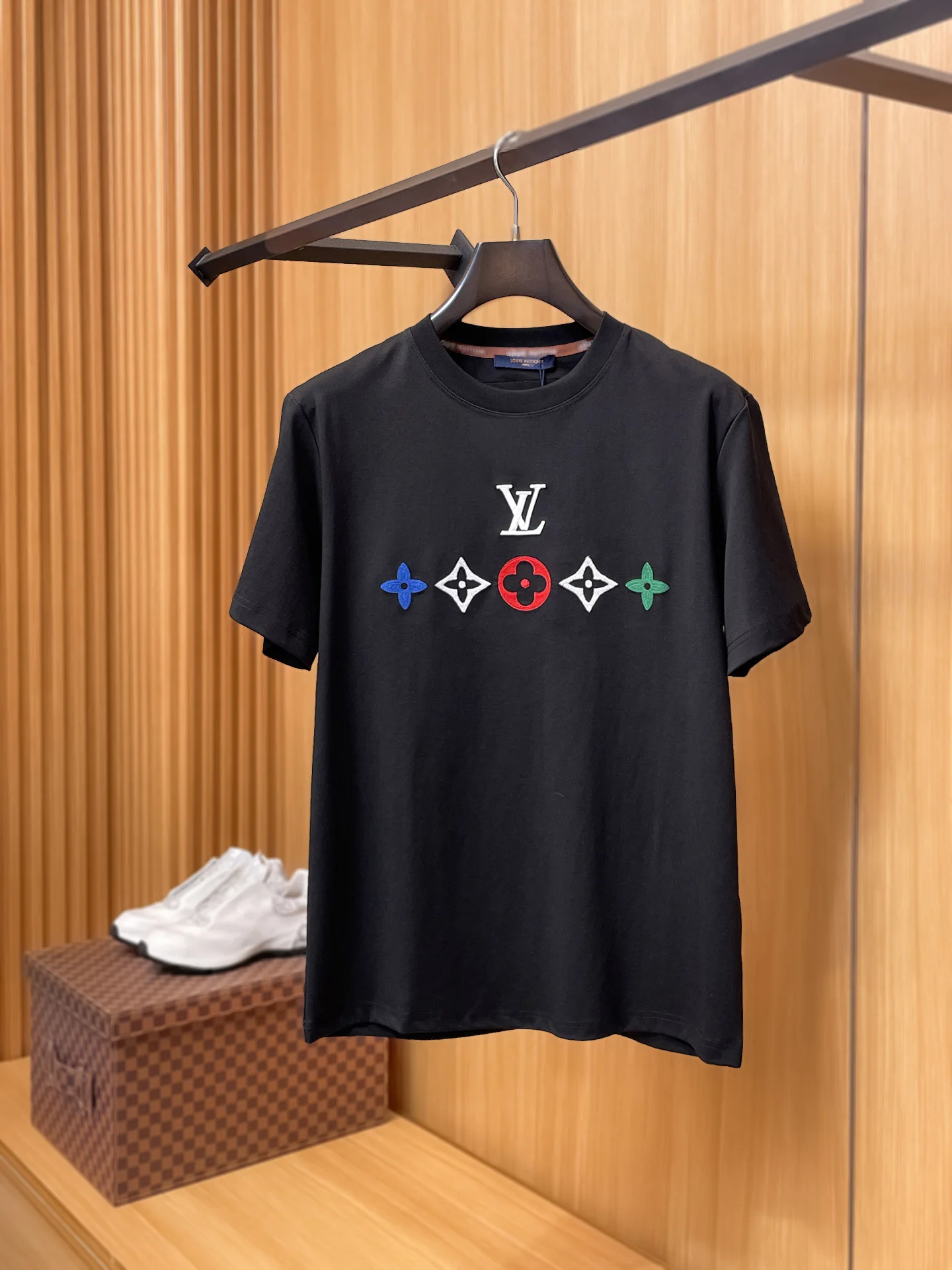Louis Vuitton New Short-Sleeve Round Neck T-Shirt Men s T-Shirt