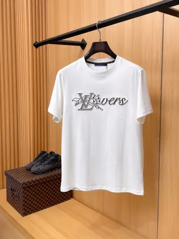 New Short-Sleeve Round Neck T-Shirt Men s T-Shirt Replica Louis Vuitton Tshirts and Polos