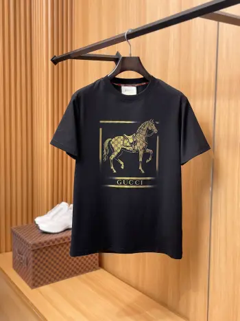 New Short Sleeve Round Neck T-Shirt Men s T-Shirt Replica Gucci Tshirts and Polos