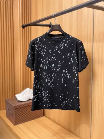 New Short-Sleeve Round Neck T-Shirt Men s T-Shirt Replica Louis Vuitton Tshirts and Polos