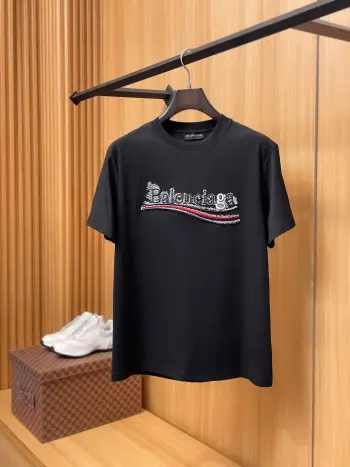 New Short Sleeve Round Neck T-Shirt Men s T-Shirt Replica Balenciaga Tshirts and Polos