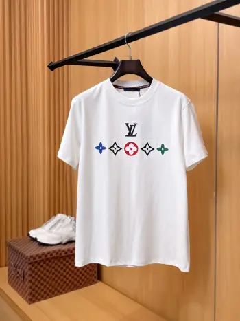 New Short Sleeve Round Neck T-Shirt Men s T-Shirt Replica Louis Vuitton Tshirts and Polos