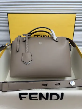 2303 Zipper Closure Boston Handbag Women s Crossbody Bag Replica Fendi womens bags