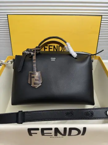 2303 Zipper Closure Boston Handbag Women s Crossbody Bag Replica Fendi womens bags
