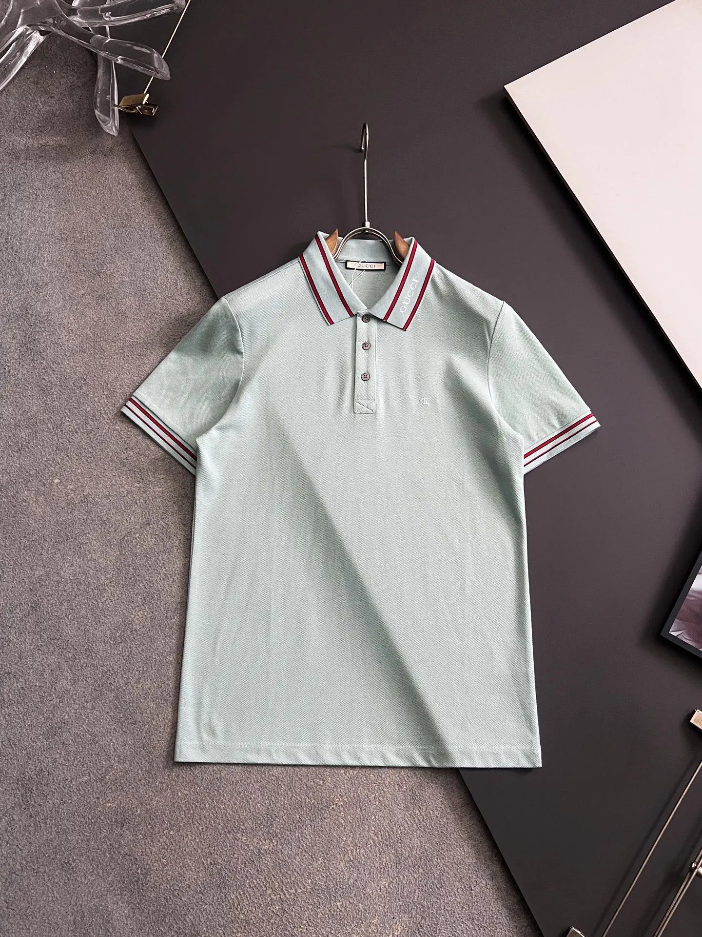 Gucci Spring and summer new men s short-sleeve Polo shirt Gucci Spring and summer new men s short-sleeve Polo shirt