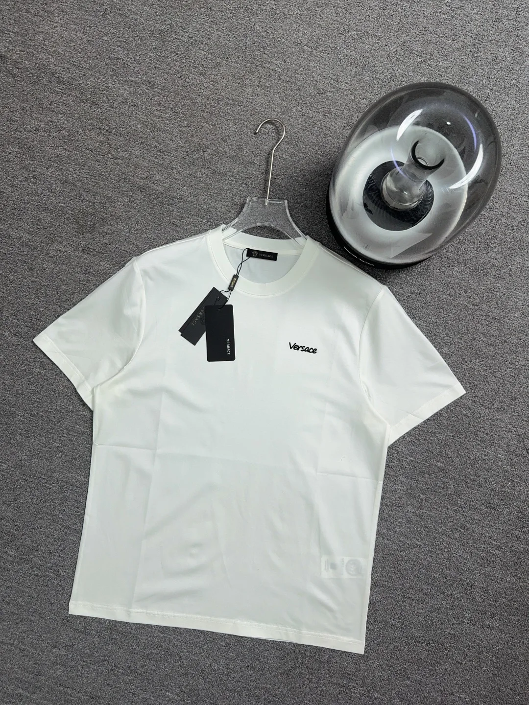 Versace Simple Round Neck New Short Sleeve T-shirt Versace Simple Round Neck New Short Sleeve T-shirt