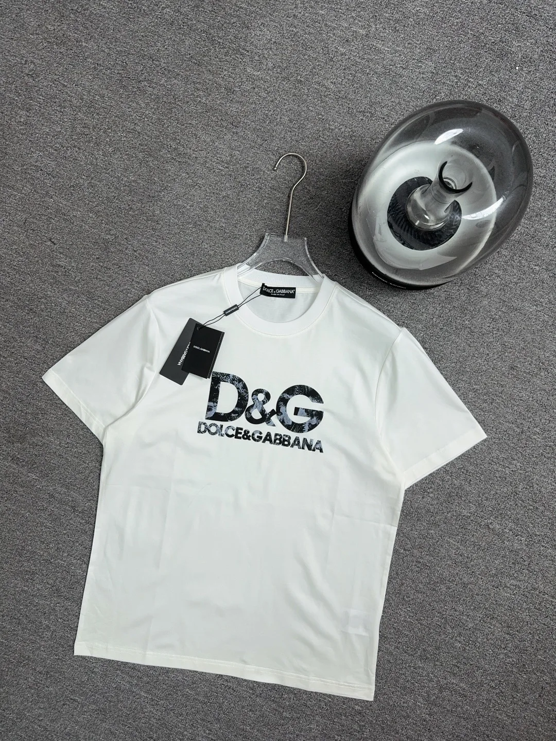 Dolce Gabbana Simple Round Neck New Short Sleeve T-shirt Dolce Gabbana Simple Round Neck New Short Sleeve T-shirt