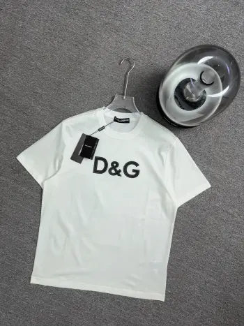Simple Round Neck New Short Sleeve T-shirt Replica Dolce Gabbana Tshirts and Polos