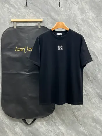 Latest unisex casual round neck short sleeve T-shirt Replica Loewe Tshirts and Polos