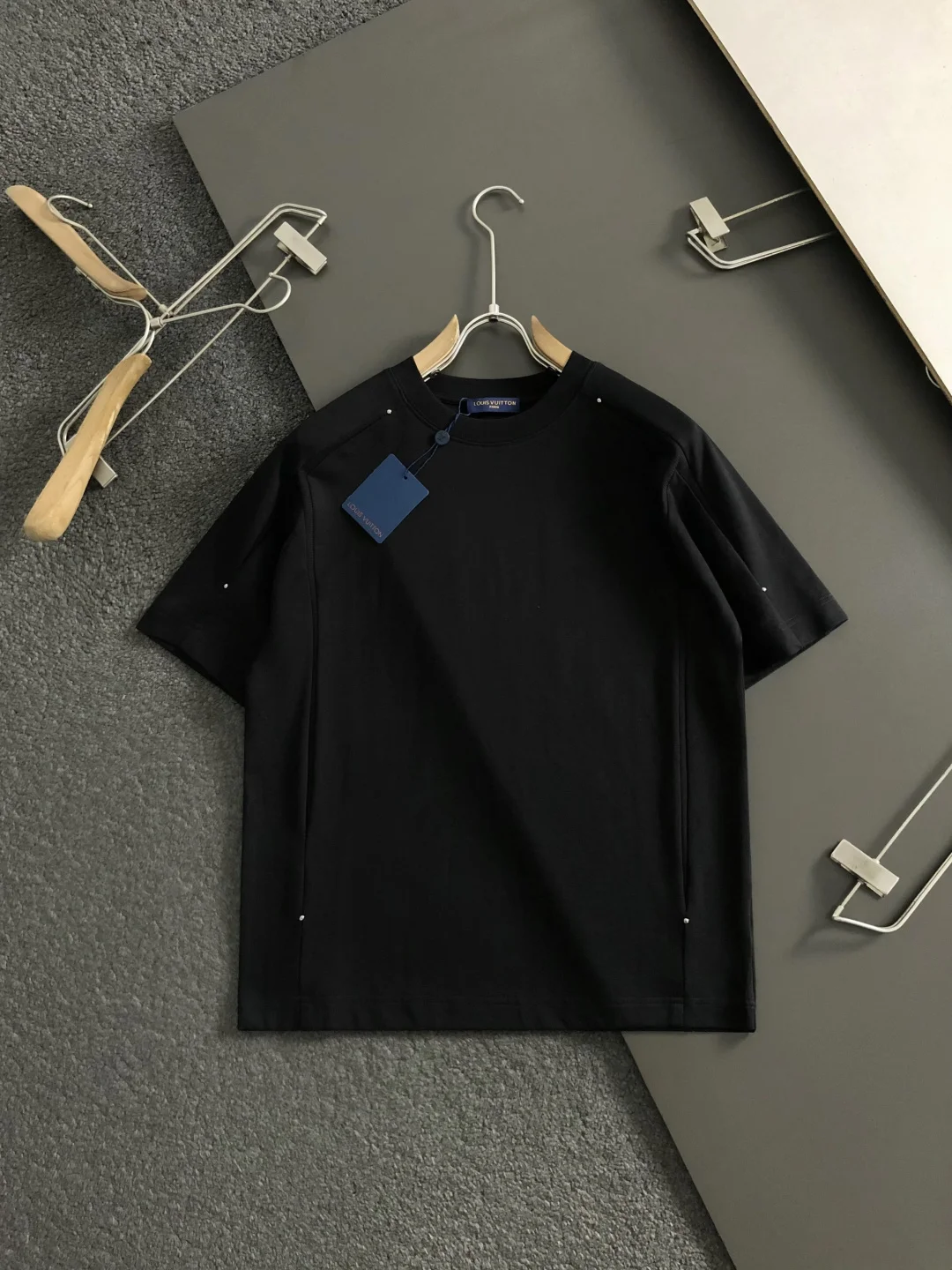 Louis Vuitton Spring and summer studded hollow short sleeves Louis Vuitton Spring and summer studded hollow short sleeves