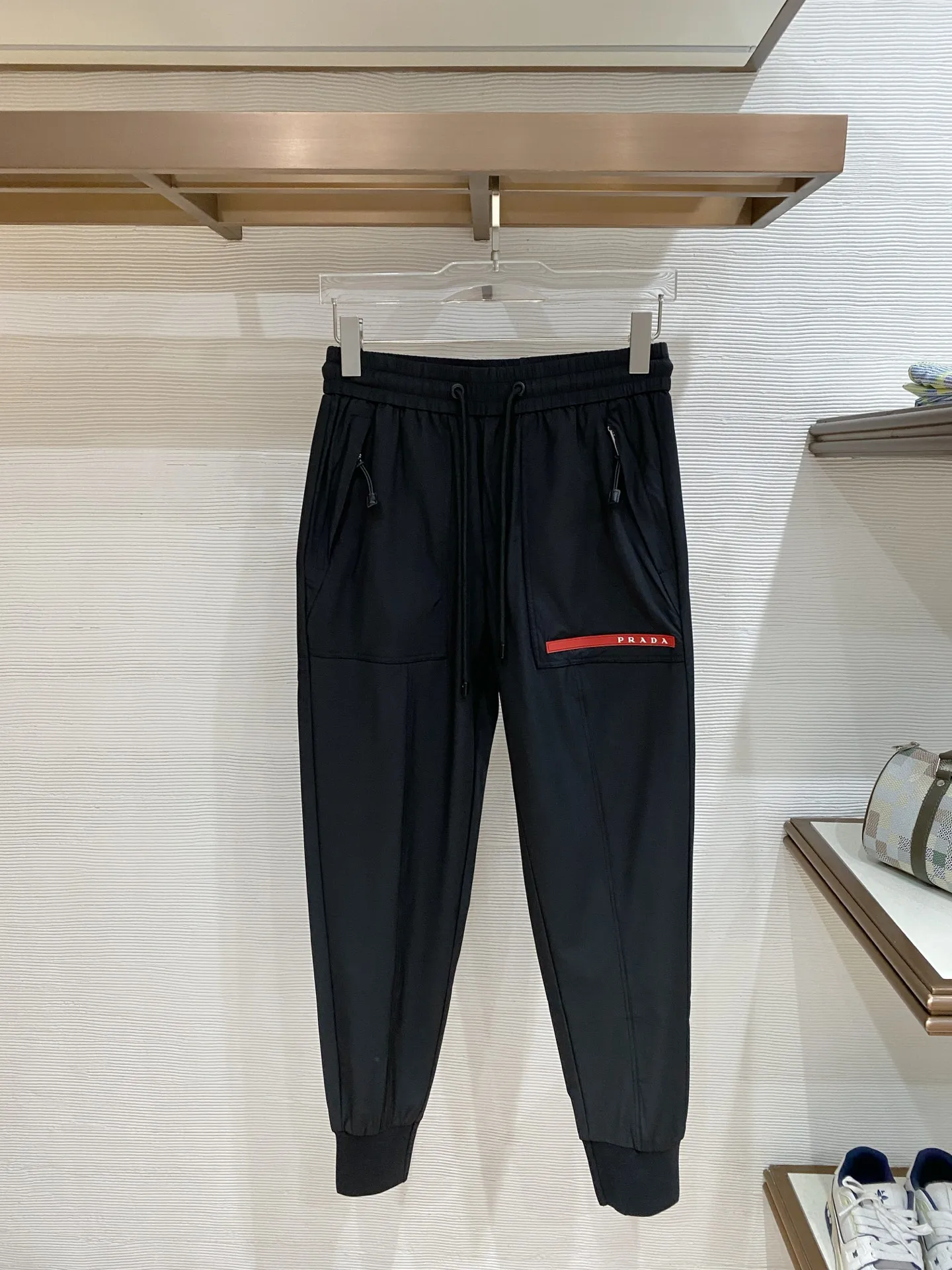 Prada Men s Nameplate Fashion Drawstring Cuffed Casual Long Pants Prada Men s Nameplate Fashion Drawstring Cuffed Casual Long Pants