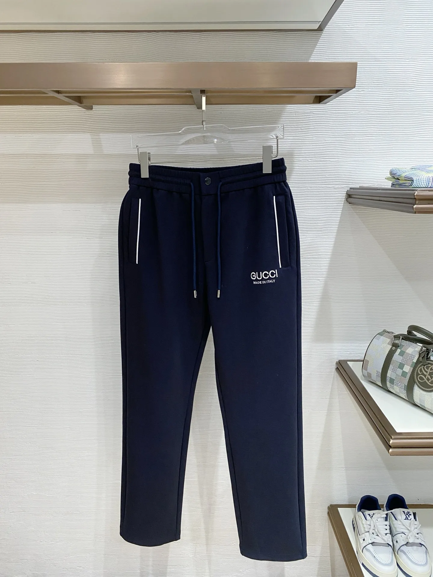 Gucci Spring and summer fashion/casual pants Gucci Spring and summer fashion/casual pants