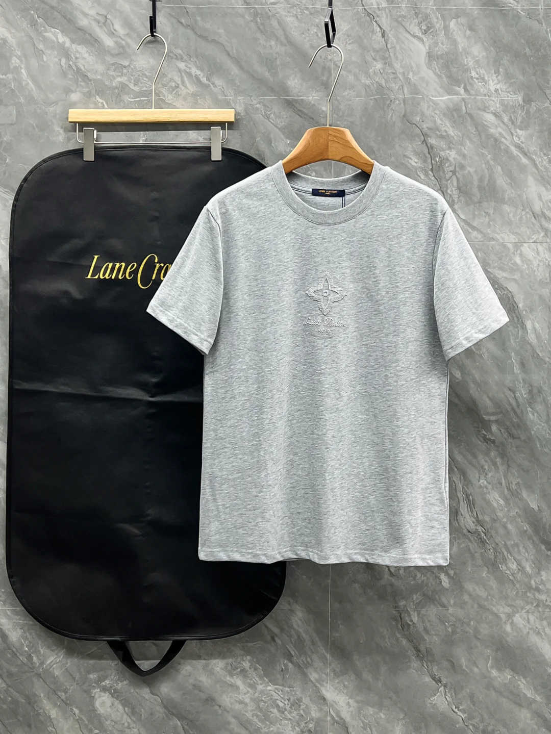 Louis Vuitton Latest couple short-sleeve T-shirts Louis Vuitton Latest couple short-sleeve T-shirts