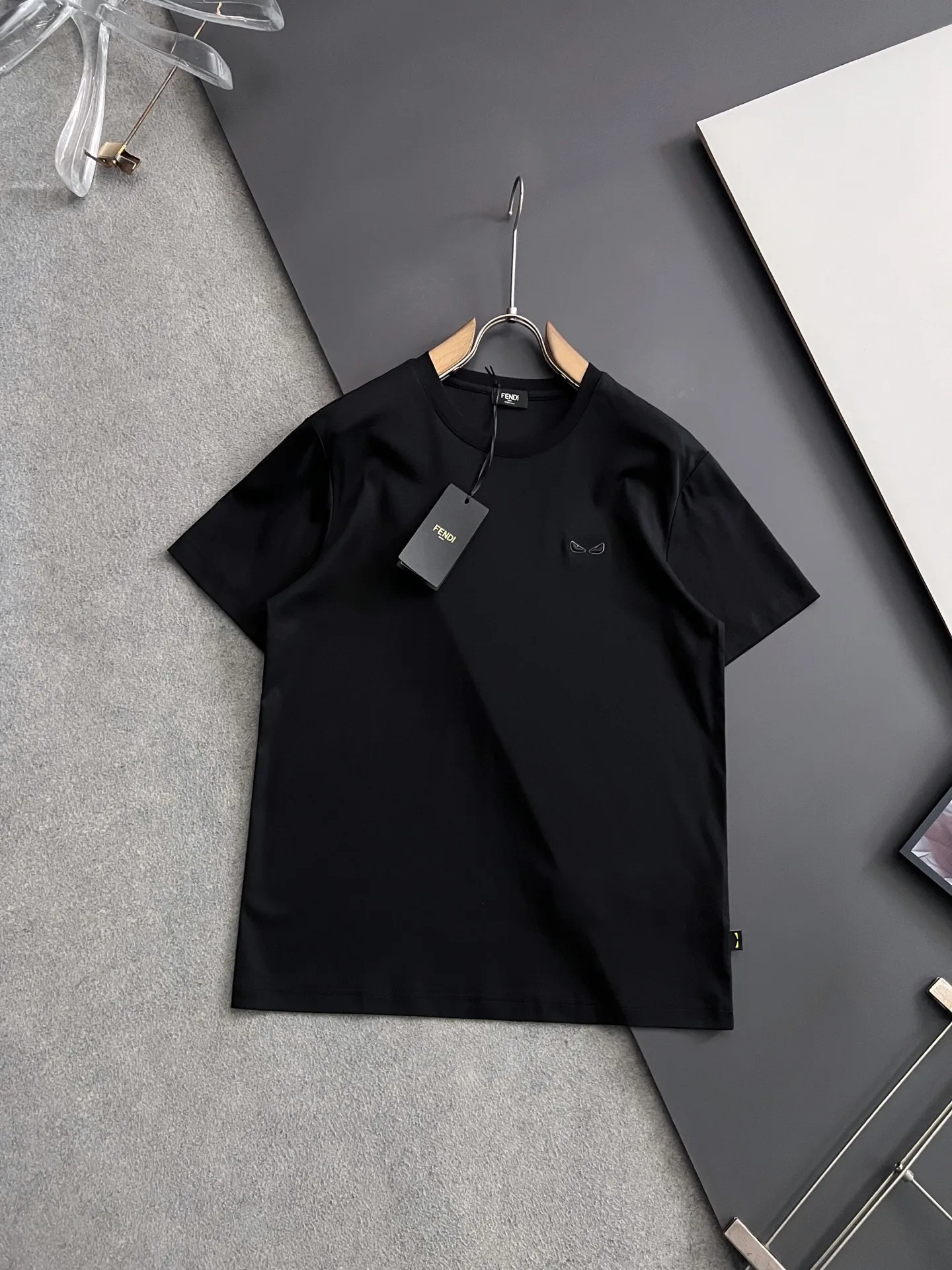 Fendi Double-strand mercerized imported milk silk T-shirt Fendi Double-strand mercerized imported milk silk T-shirt