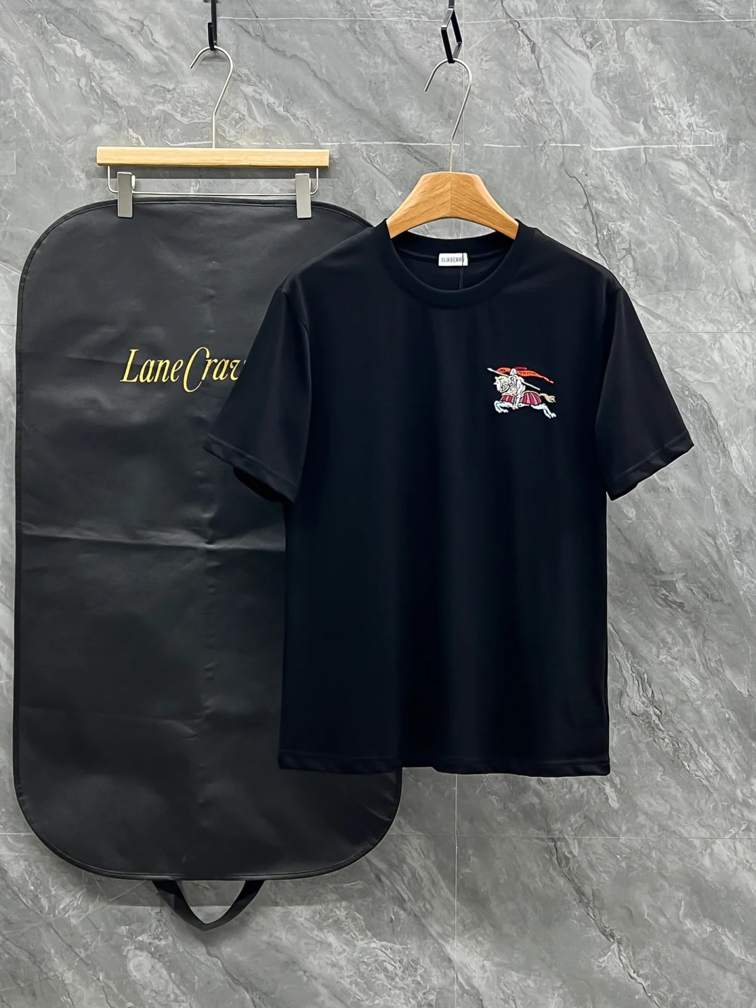 Burberry Spring and summer new arrivals latest model War Horse series short-sleeve round-neck T-shirt Burberry Spring and summer new arrivals latest model War Horse series short-sleeve round-neck T-shirt