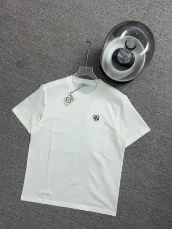 Simple Round Neck New Short Sleeve T-shirt Replica Loewe Tshirts and Polos