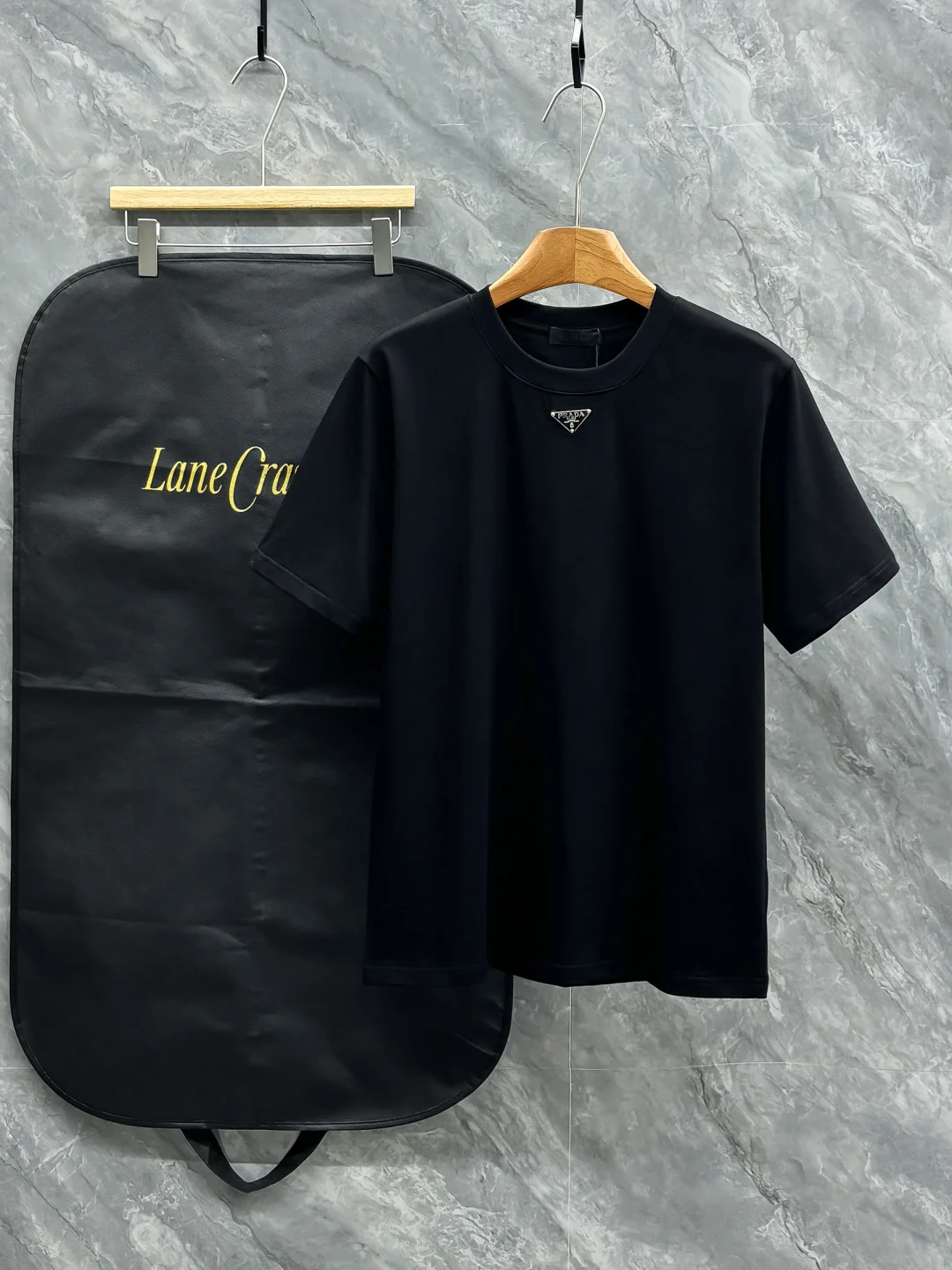 Prada Latest short-sleeve round-neck T-shirt Prada Latest short-sleeve round-neck T-shirt