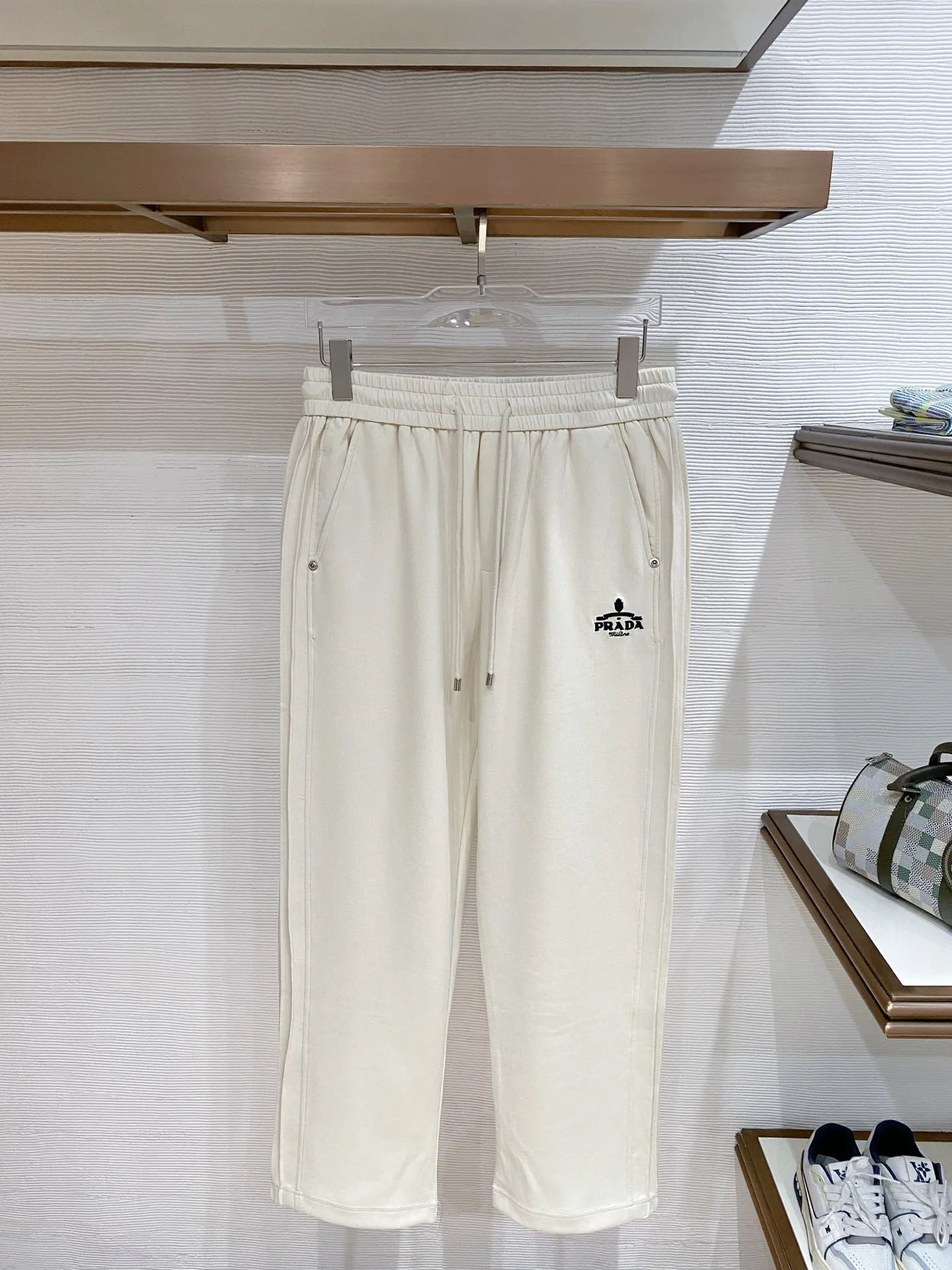 Prada Men s Nameplate Fashion Drawstring Cuffed Casual Long Pants Prada Men s Nameplate Fashion Drawstring Cuffed Casual Long Pants
