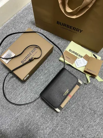 1441 Dual-use Small Shoulder Bag Women s Crossbody Bag Replica Burberry womens bags