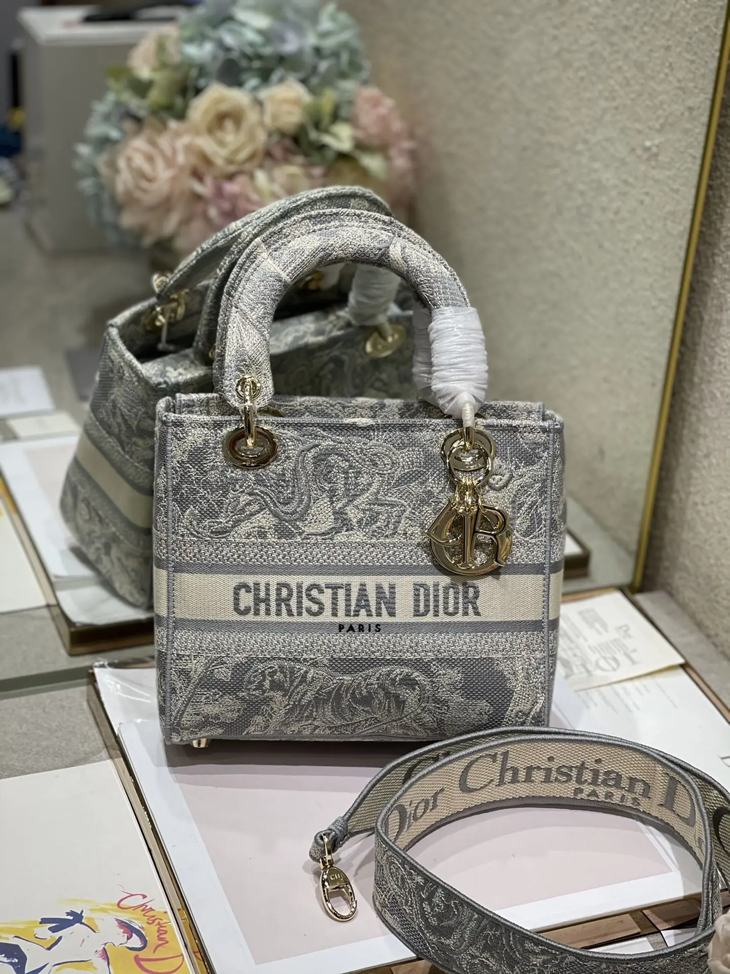 Dior 9027 Milk White Constellation Embroidered Lady Di Bag Women s Crossbody Bag Dior 9027 Milk White Constellation Embroidered Lady Di Bag Women s Crossbody Bag