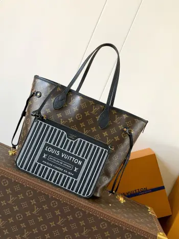 M12061 Canvas Grain Leather Handbag Women s Shoulder Bag Replica Louis Vuitton womens bags