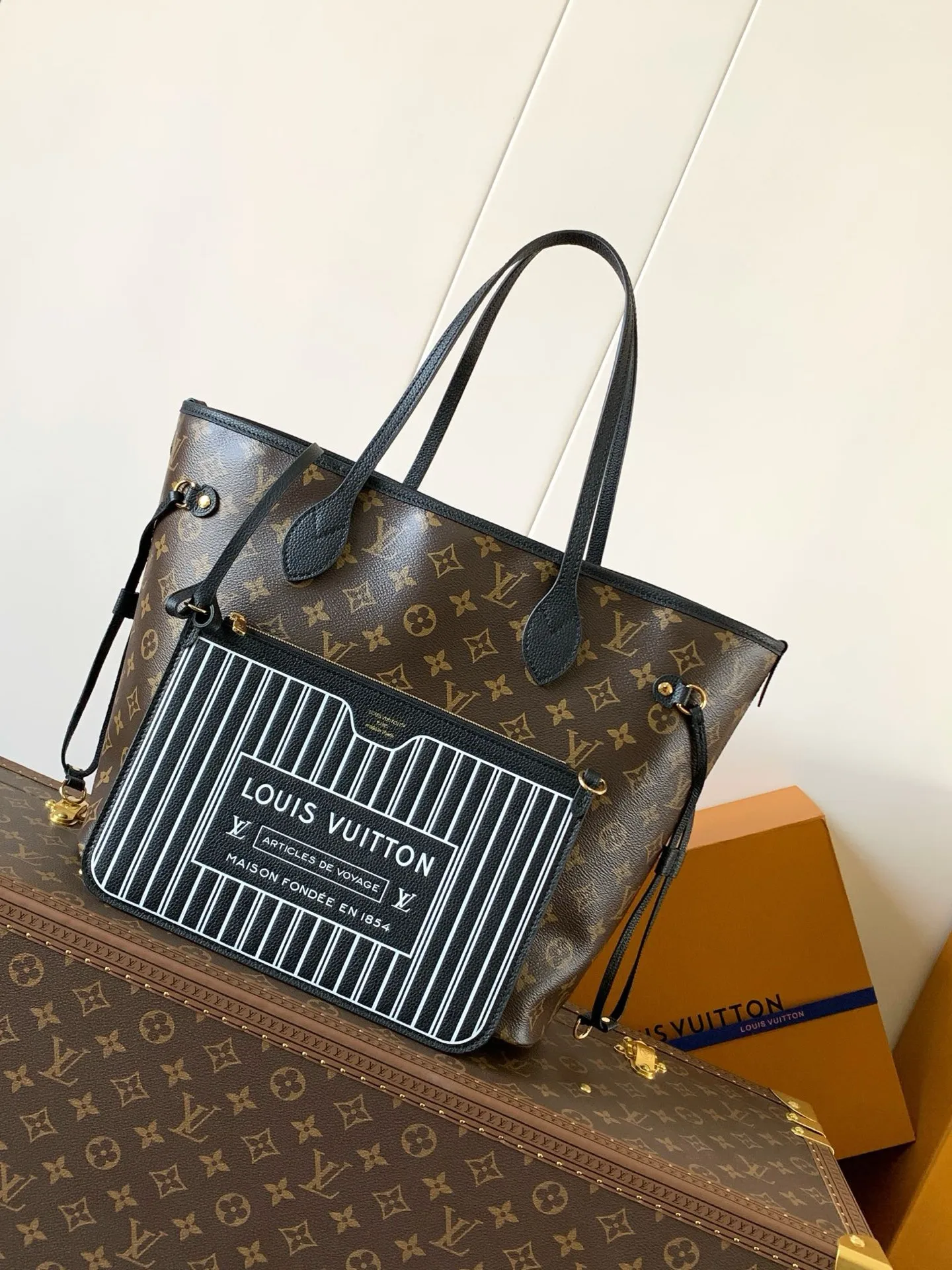 Louis Vuitton M12061 Canvas Grain Leather Handbag Women s Shoulder Bag Louis Vuitton M12061 Canvas Grain Leather Handbag Women s Shoulder Bag