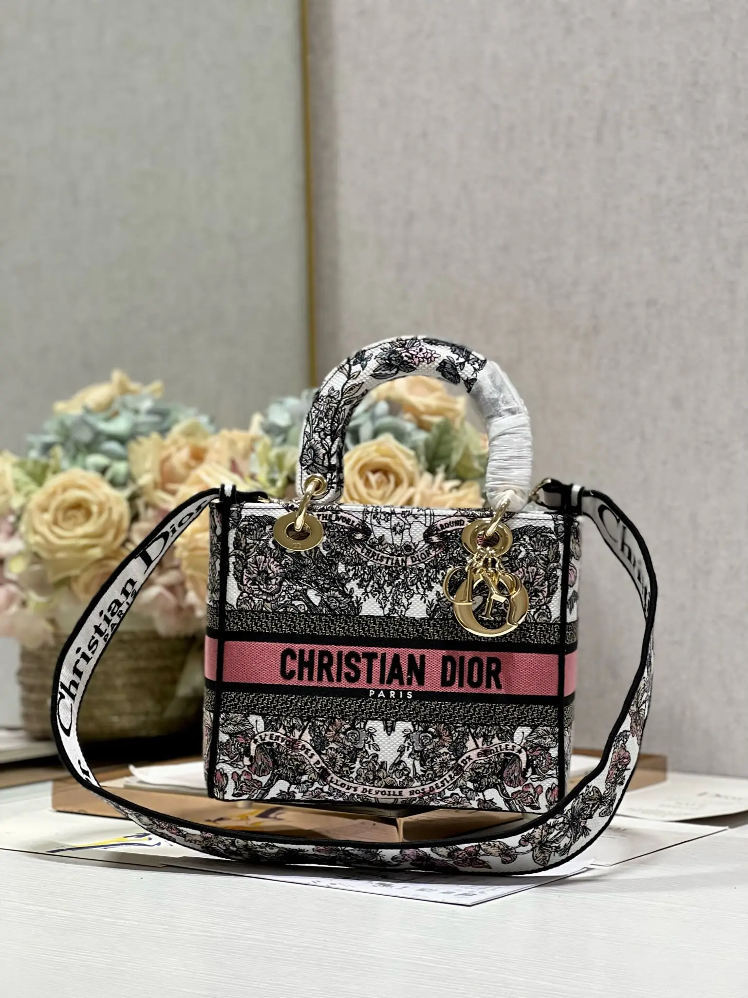 Dior 9027 Milk White Constellation Embroidered Lady Di Bag Women s Crossbody Bag Dior 9027 Milk White Constellation Embroidered Lady Di Bag Women s Crossbody Bag
