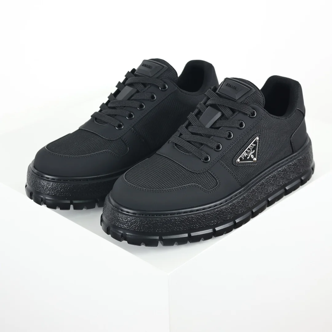 Prada Triangle logo thick-soled mesh splicing casual shoes men s casual shoes