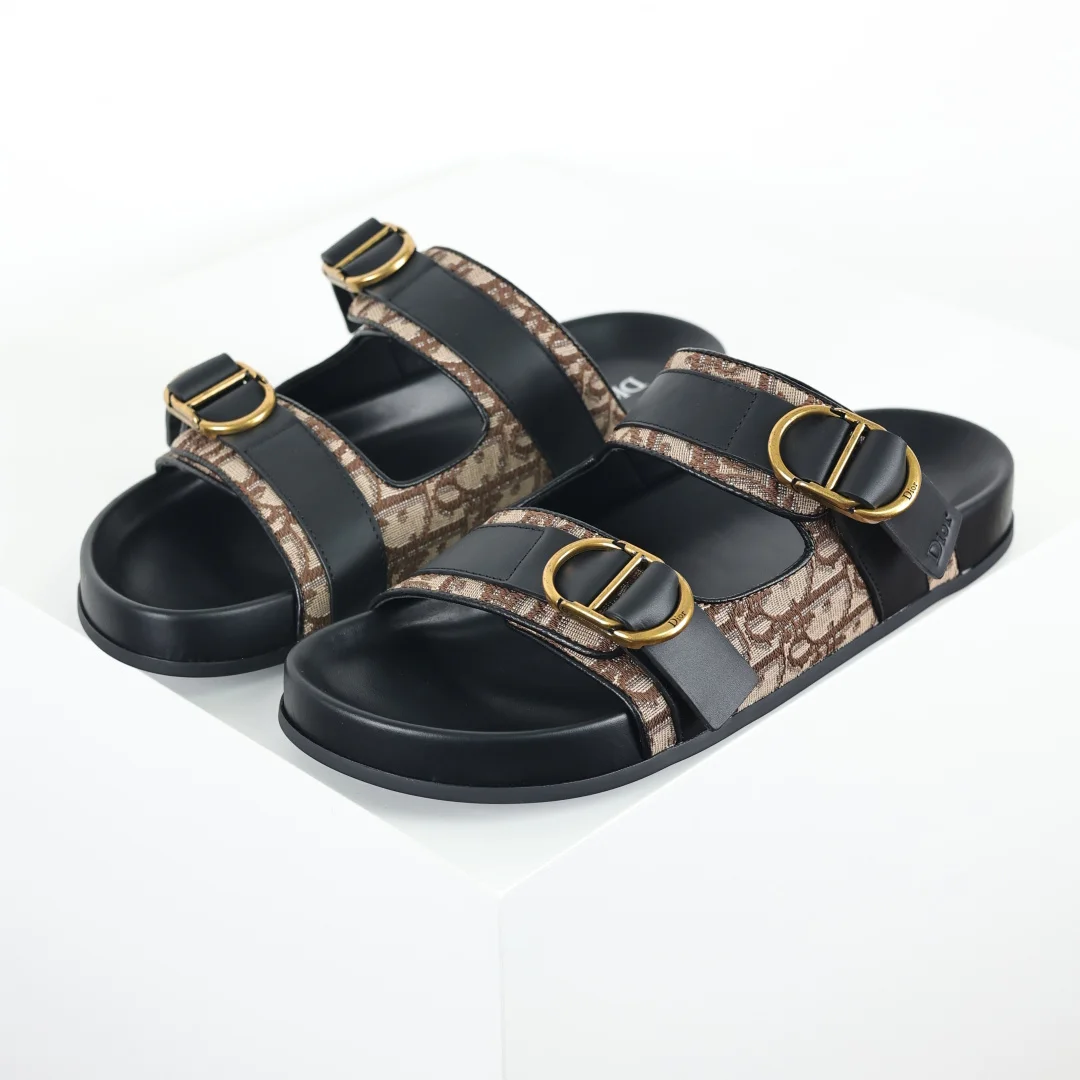 Dior Round-toe flat-bottom suede slippers men s sandals Dior Round-toe flat-bottom suede slippers men s sandals
